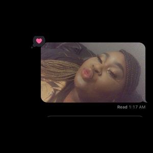 Meet your Posher, Loresha